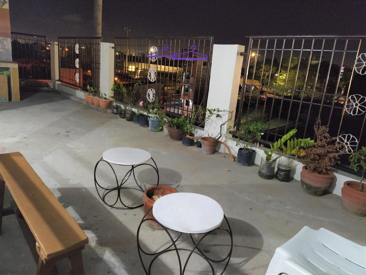 Jb Valdres Apartment Manila Exterior photo