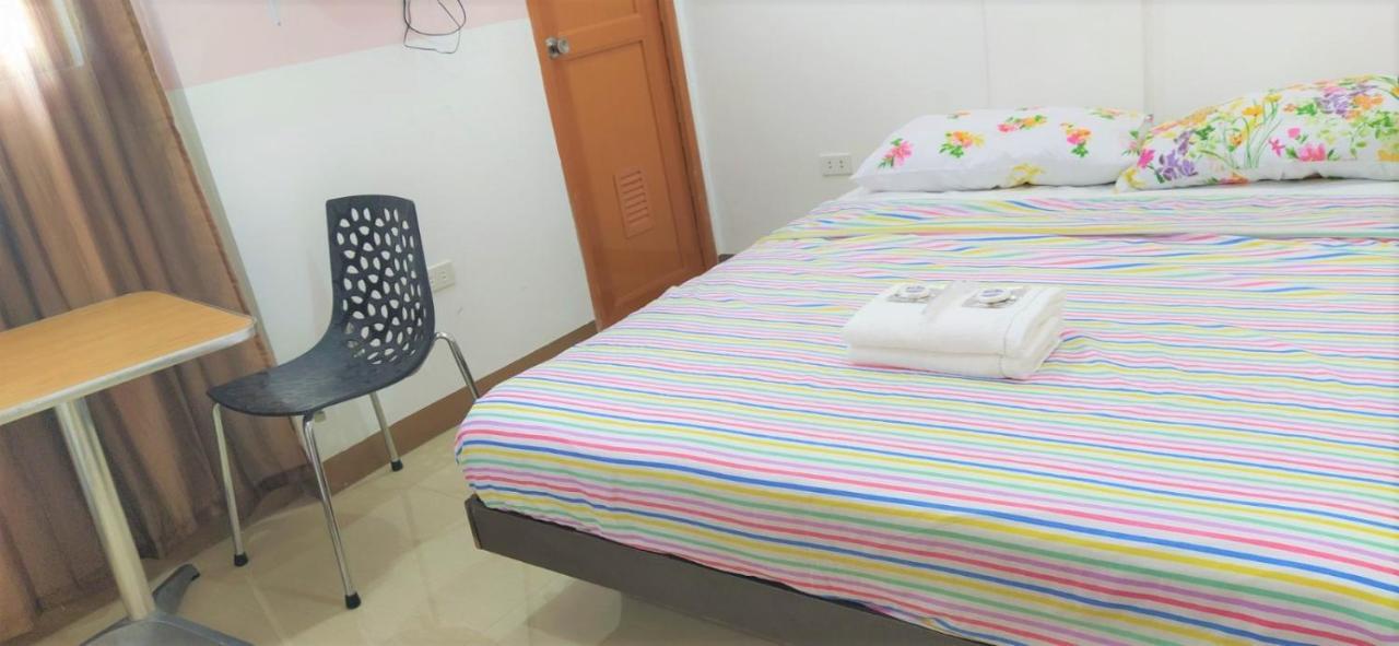 Jb Valdres Apartment Manila Exterior photo