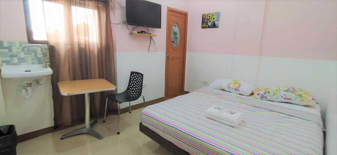Jb Valdres Apartment Manila Exterior photo